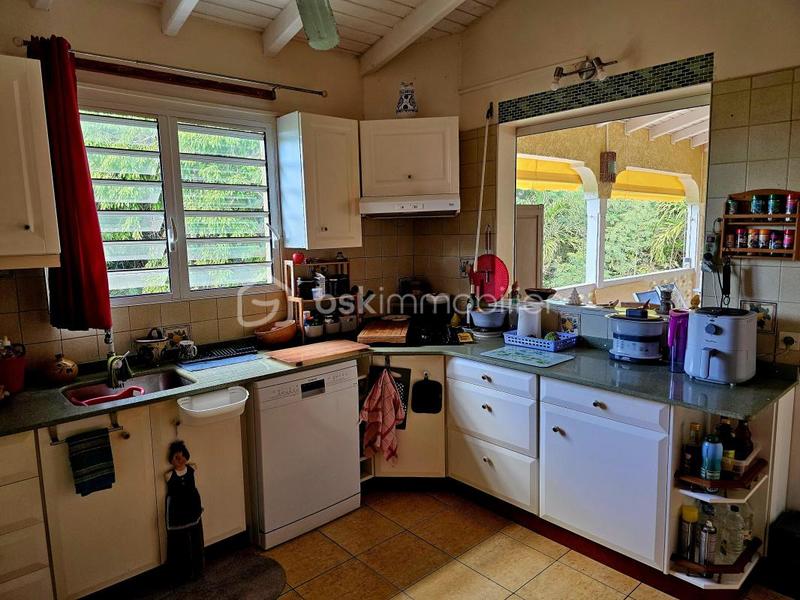 Maison - 173 m² - 6 pièces