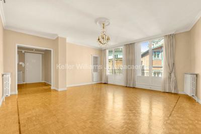 Appartement - 98 m² - 4 pièces