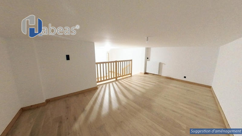 Appartement - 92 m² - 4 pièces