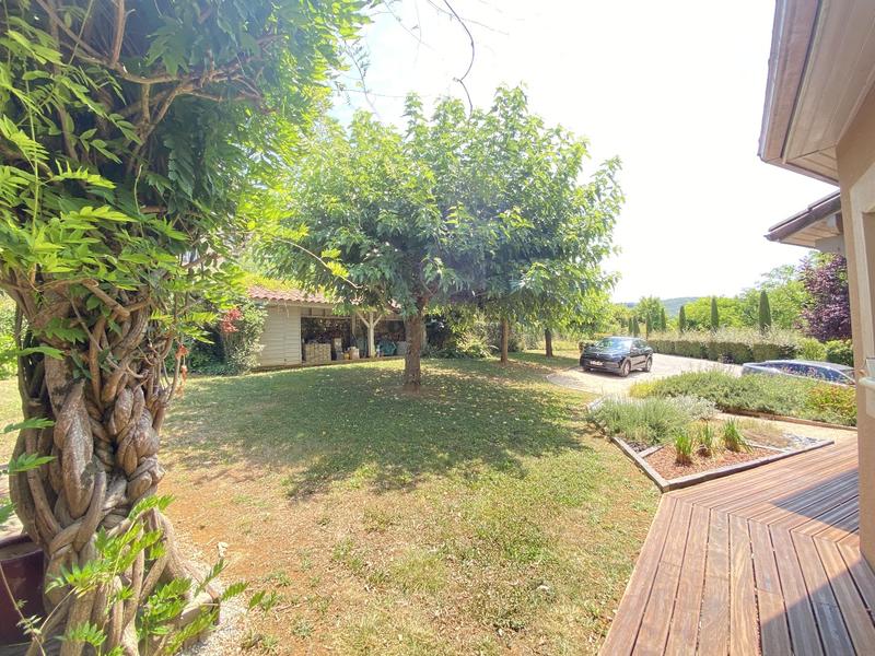 Maison contemporaine - 172 m² - 7 pièces