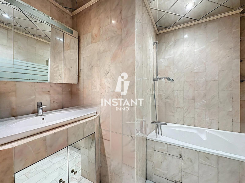 Appartement - 70 m² - 4 pièces