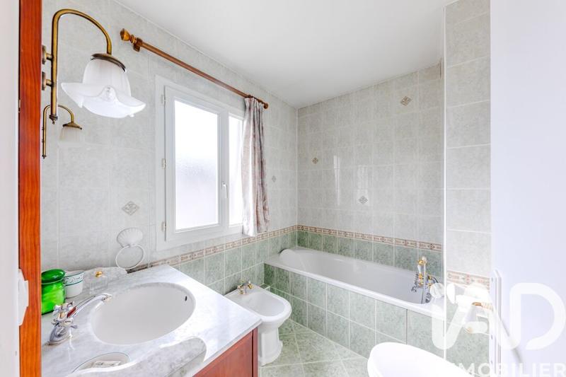 Maison - 112 m² - 5 pièces