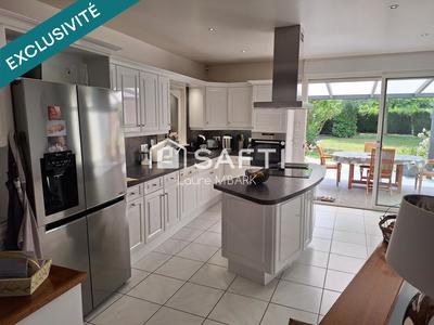 Maison - 174 m² - 8 pièces