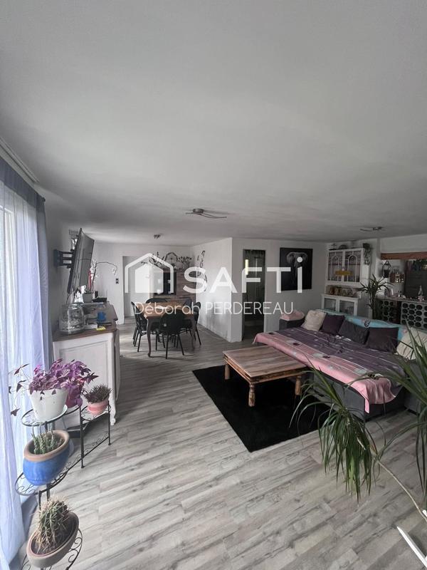 Propriété - 153 m² - 10 pièces