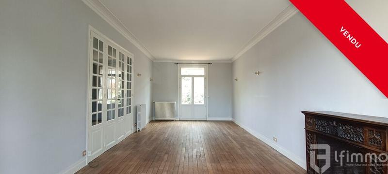 Maison bourgeoise - 217 m² - 8 pièces