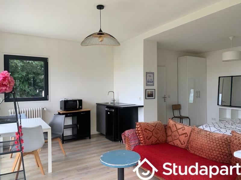 Chambre - 25 m² - 1 pièce