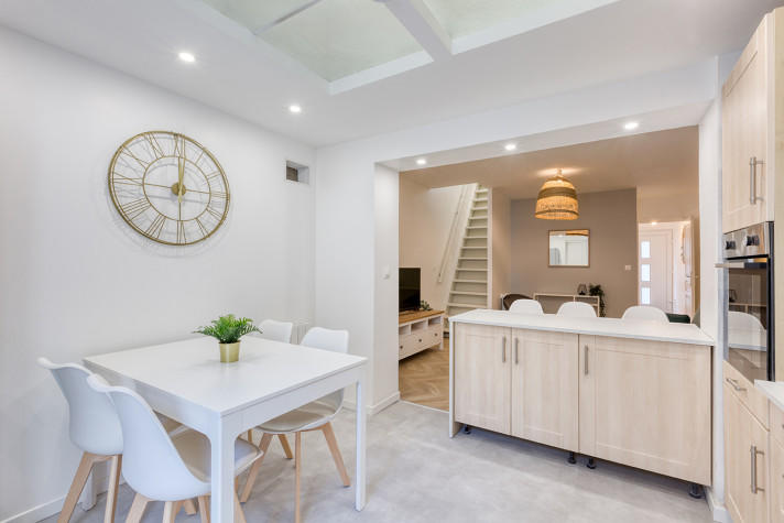 Appartement - 100 m² - 5 pièces