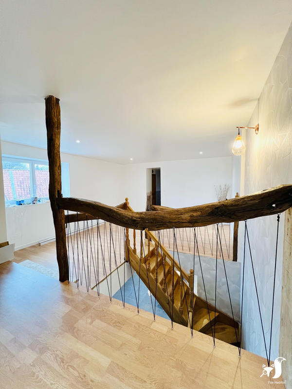 Maison - 300 m² - 6 pièces