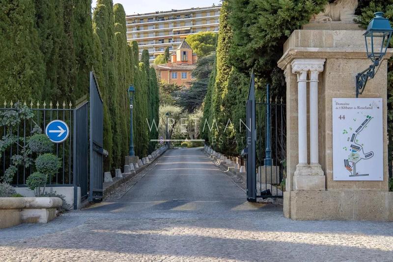 Appartement - 80 m² - 3 pièces