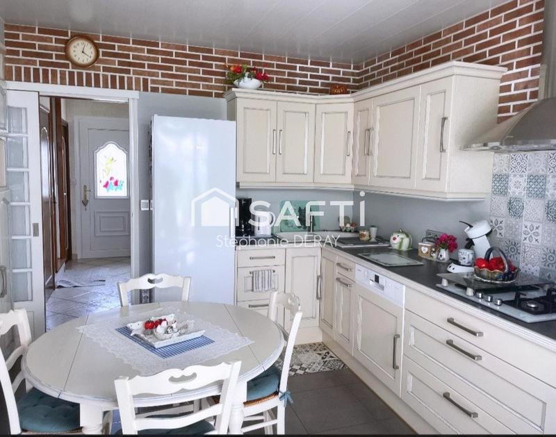 Maison - 102 m² - 5 pièces