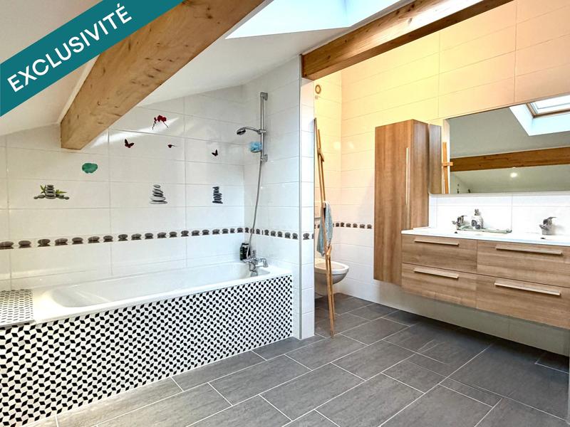 Maison - 160 m² - 7 pièces