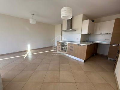 Appartement - 88 m² - 4 pièces