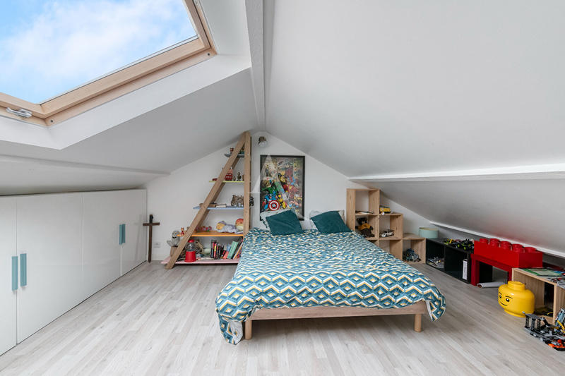 Maison - 145 m² - 6 pièces