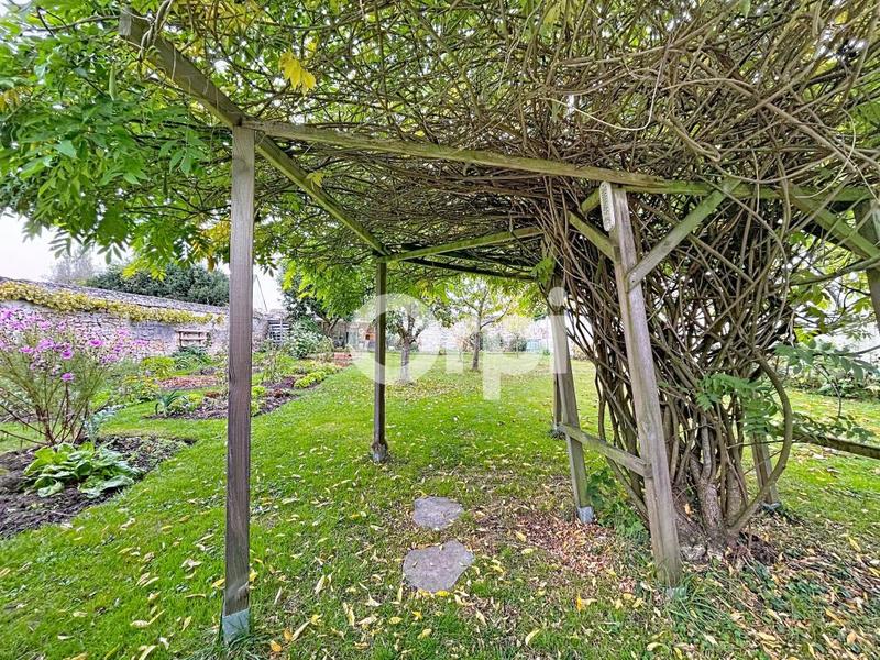 Maison - 121 m² - 6 pièces