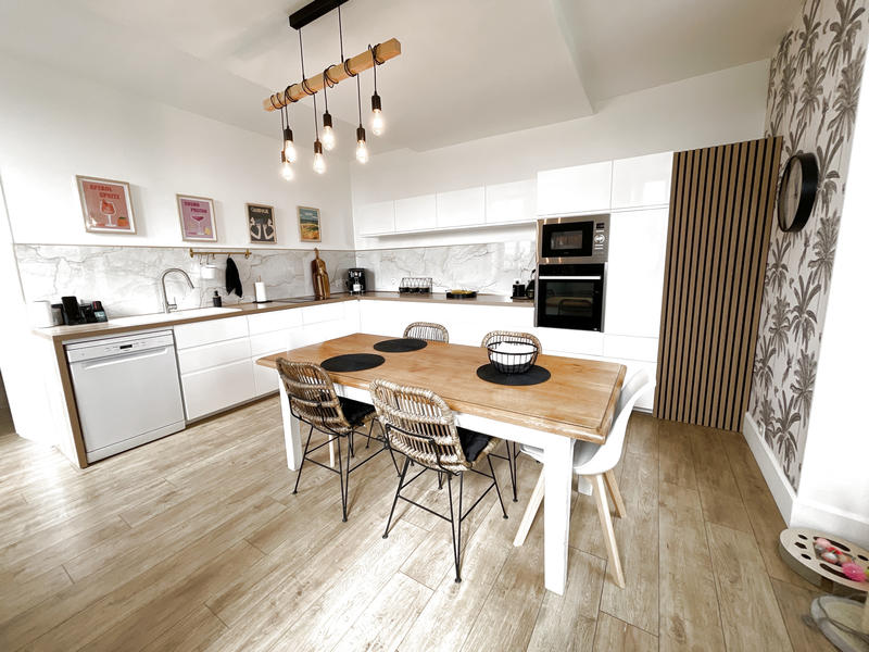 Maison - 189 m² - 7 pièces