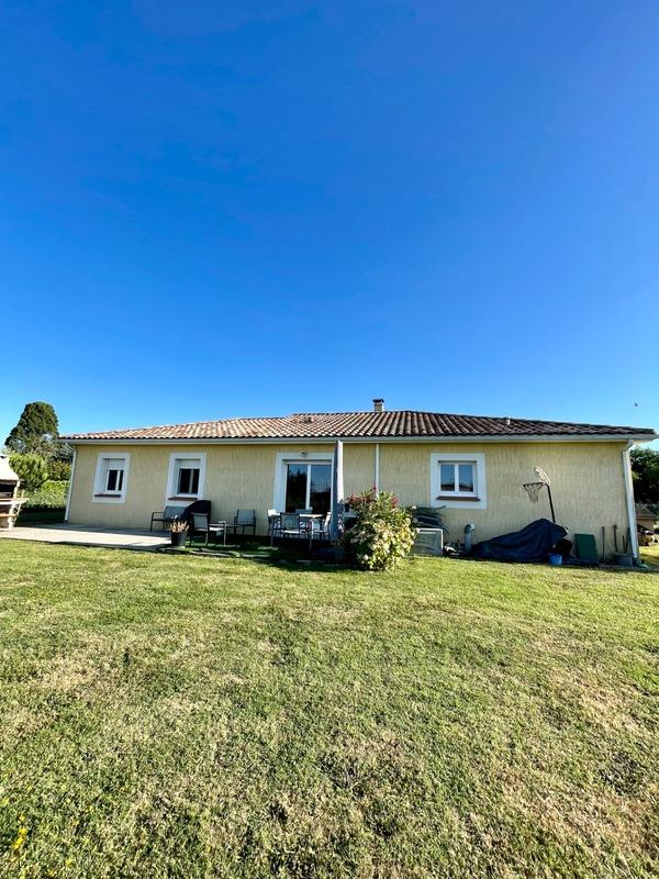 Maison - 107 m² - 6 pièces