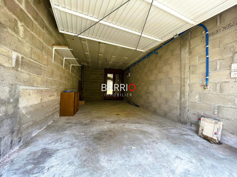 Parking / Garage - 21 m²