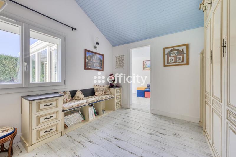 Maison - 171 m² - 7 pièces