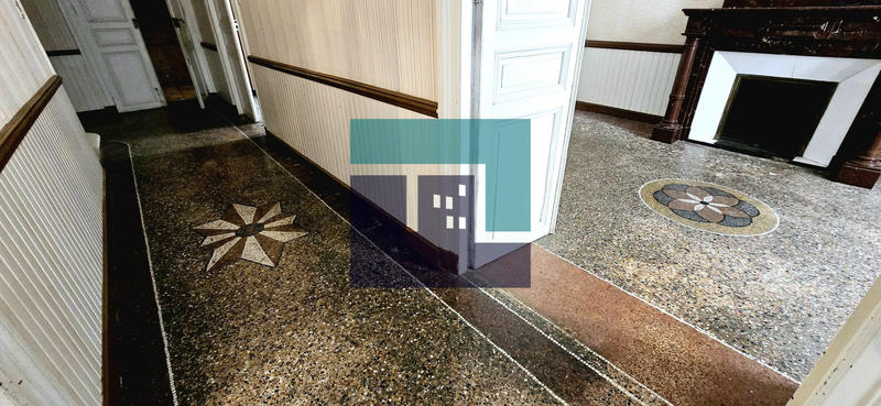 Maison ancienne - 207 m² - 7 pièces