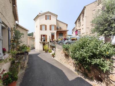 Maison de village - 95 m² - 5 pièces