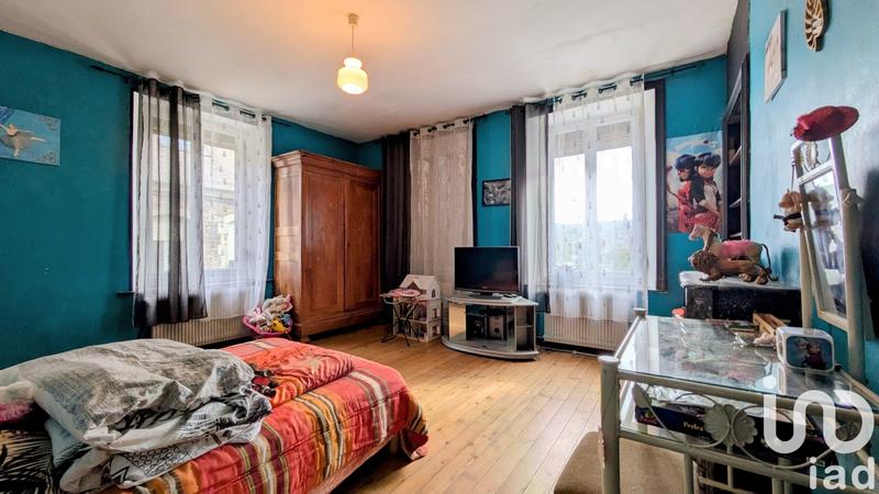 Maison - 172 m² - 9 pièces