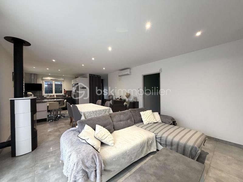 Maison - 86 m² - 5 pièces