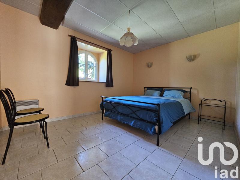 Maison - 320 m² - 7 pièces