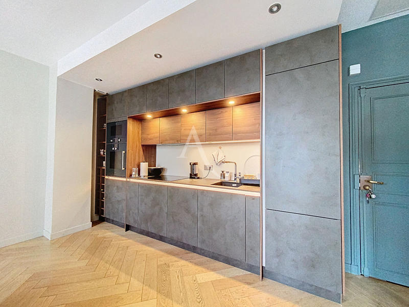 Appartement - 89 m² - 4 pièces