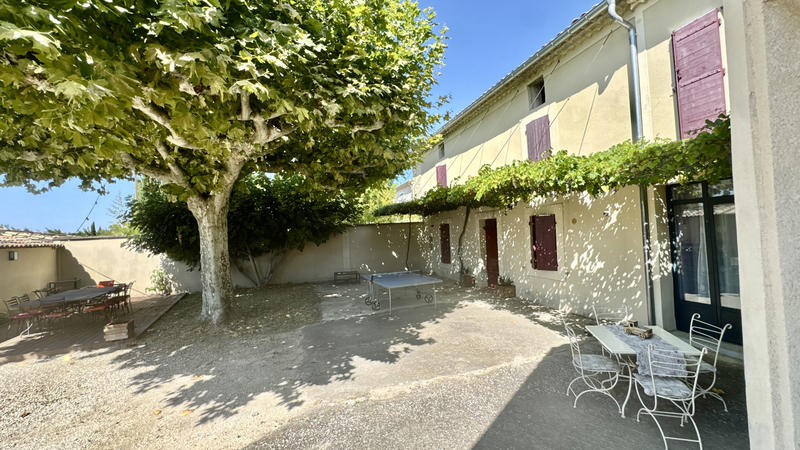 Maison - 250 m² - 5 pièces