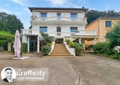 Appartement - 120 m² - 4 pièces