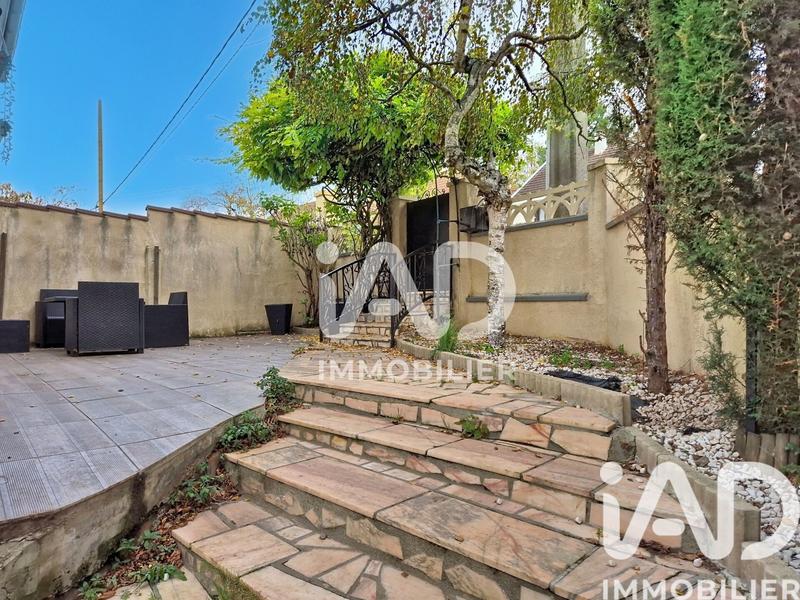 Maison - 189 m² - 7 pièces