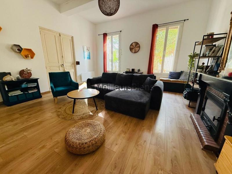 Maison - 182 m² - 7 pièces