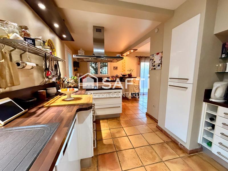 Maison - 170 m² - 6 pièces