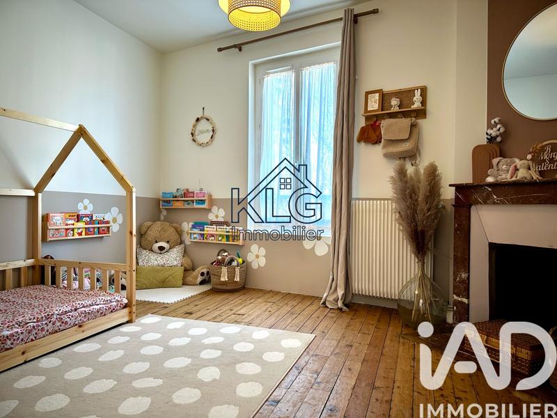 Maison - 122 m² - 5 pièces