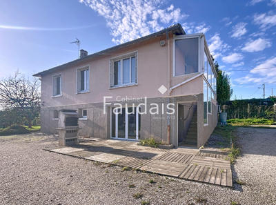 Maison - 82 m² - 5 pièces