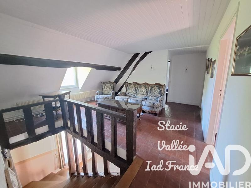 Maison - 201 m² - 9 pièces