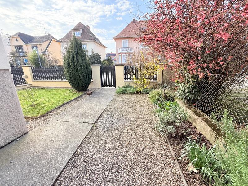 Maison - 122 m² - 6 pièces