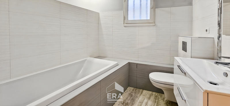 Maison - 141 m² - 5 pièces