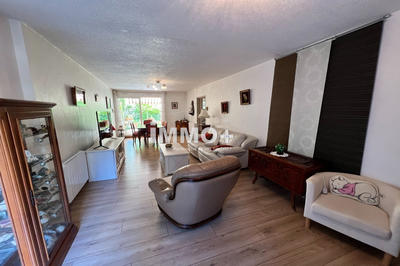 Appartement - 92 m² - 5 pièces