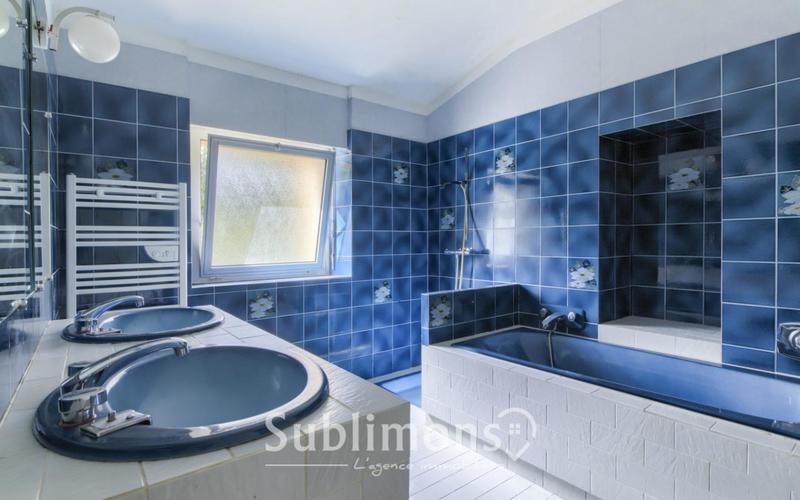 Maison - 146 m² - 5 pièces