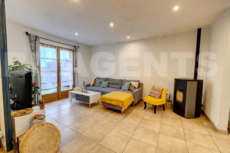 Maison traditionnelle - 115 m² - 6 pièces