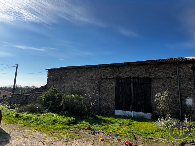 Maison - 140 m² - 3 pièces