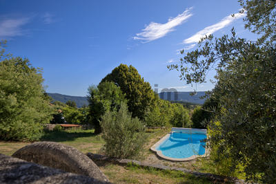 Propriété - 125 m² - 5 pièces