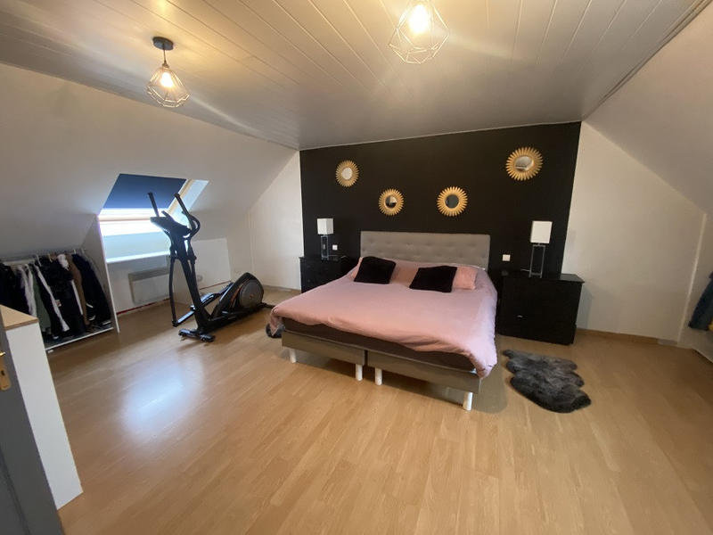 Maison - 170 m² - 7 pièces