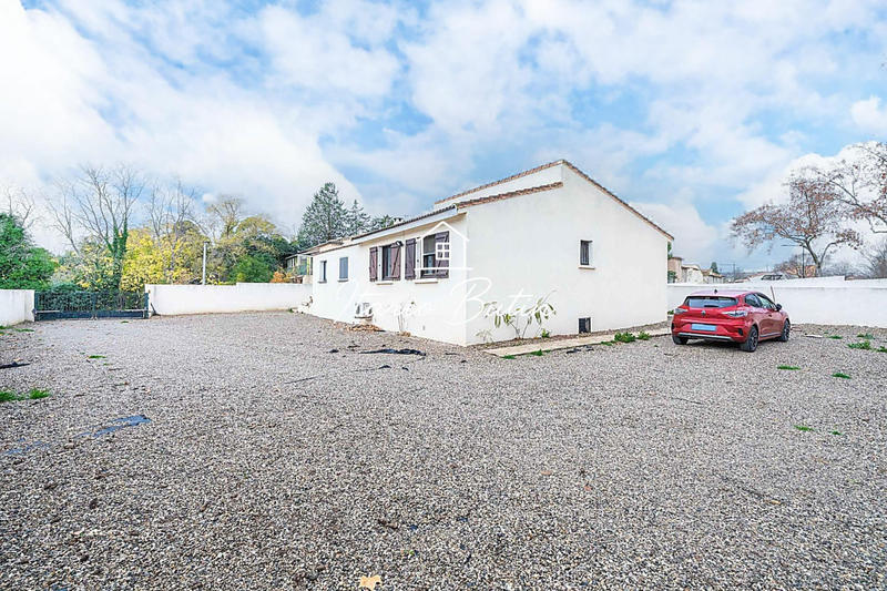 Villa - 145 m² - 6 pièces