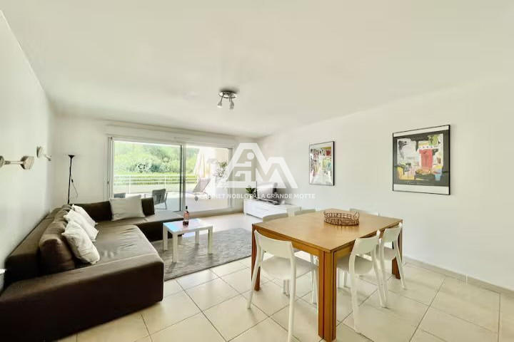 Appartement - 75 m² - 3 pièces