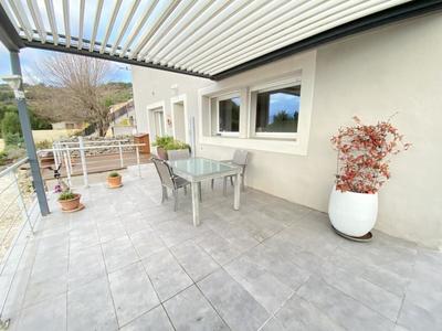 Propriété - 420 m² - 17 pièces