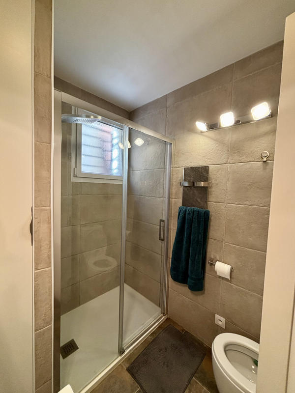 Villa - 80 m² - 4 pièces