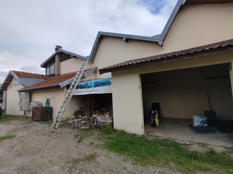 Maison - 242 m² - 6 pièces