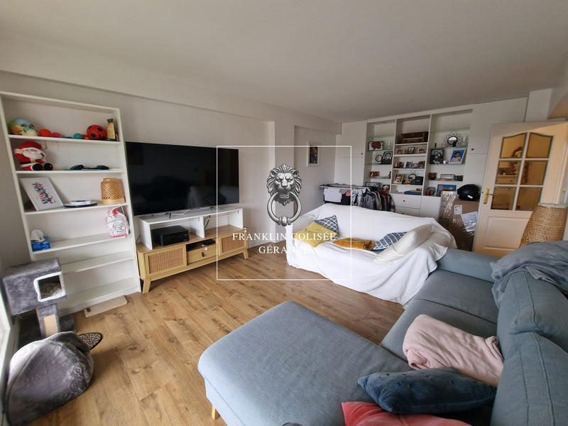 Appartement - 76 m² - 3 pièces